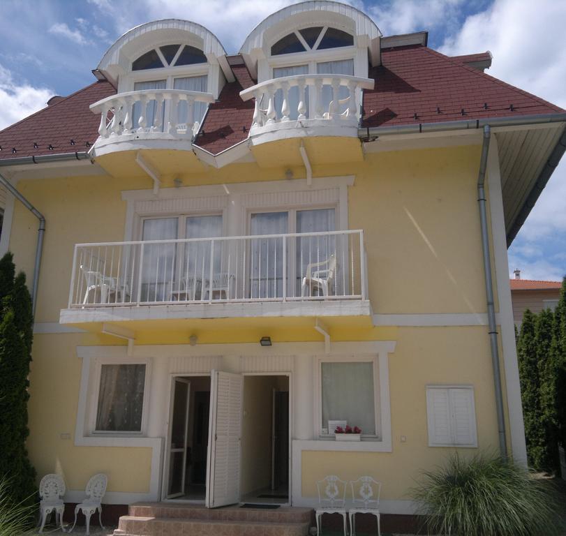 Bed and Breakfast Crystal Es Susanne Panzio Siófok Zimmer foto